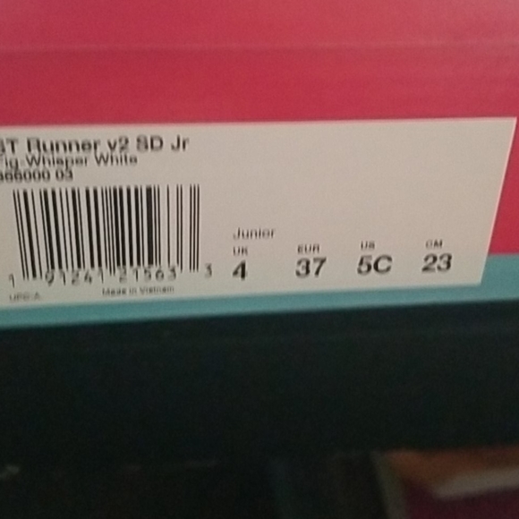 Puma sneakers - Picture 2 of 4